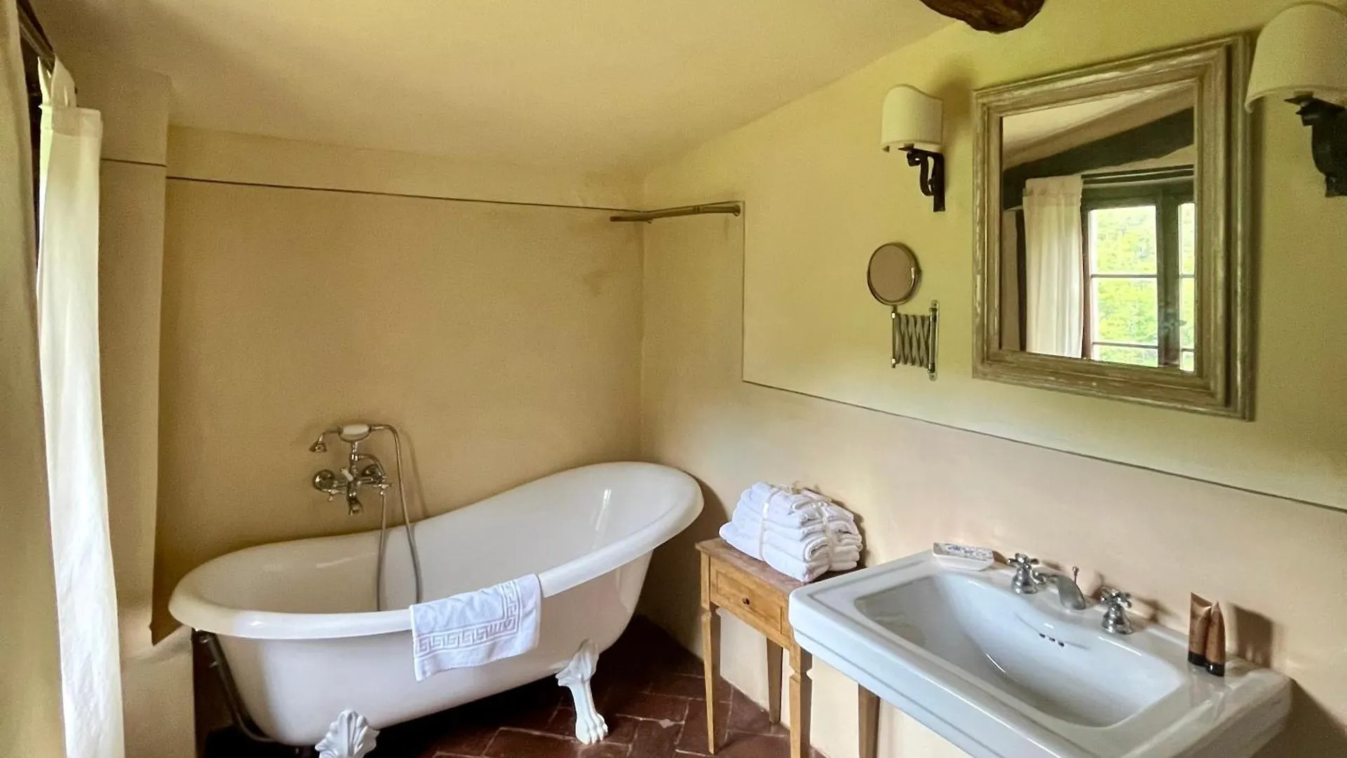 Tenuta Di San Giusto In Salcio Gaiole in Chianti Quarto em Acomodações Particulares
